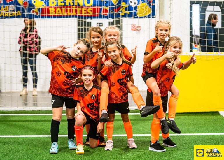 54102120420_639c486564_k